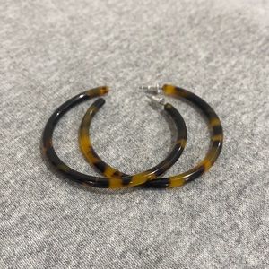 Tortoiseshell hoop earrings